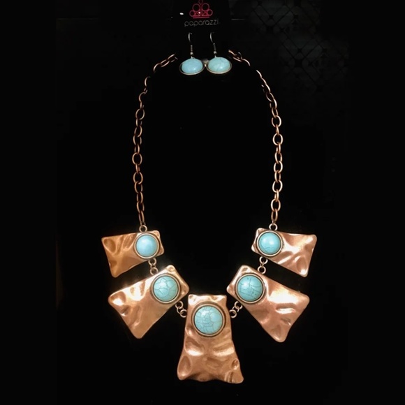 Paparazzi Statement Necklace Set - Picture 2 of 7